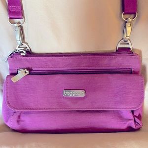 Baggallini crossbody and/or clutch